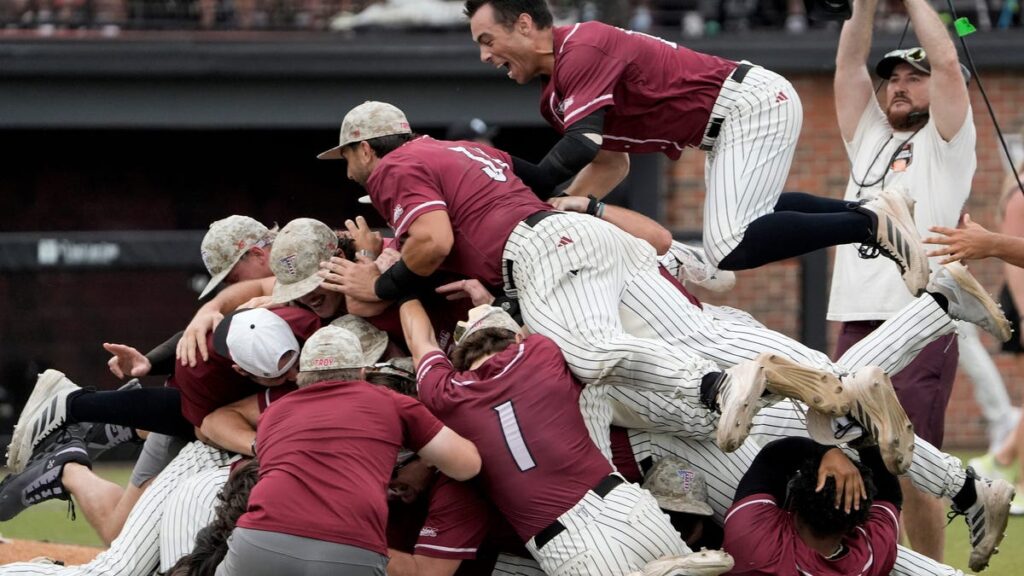 NCAA baseball tournament scores, bracket, super regionals schedule, TV channel